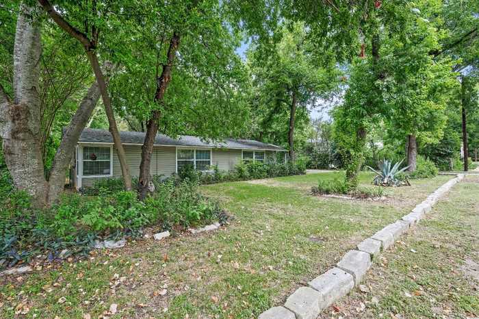 photo 1: 5600 Montview Street, Austin TX 78756