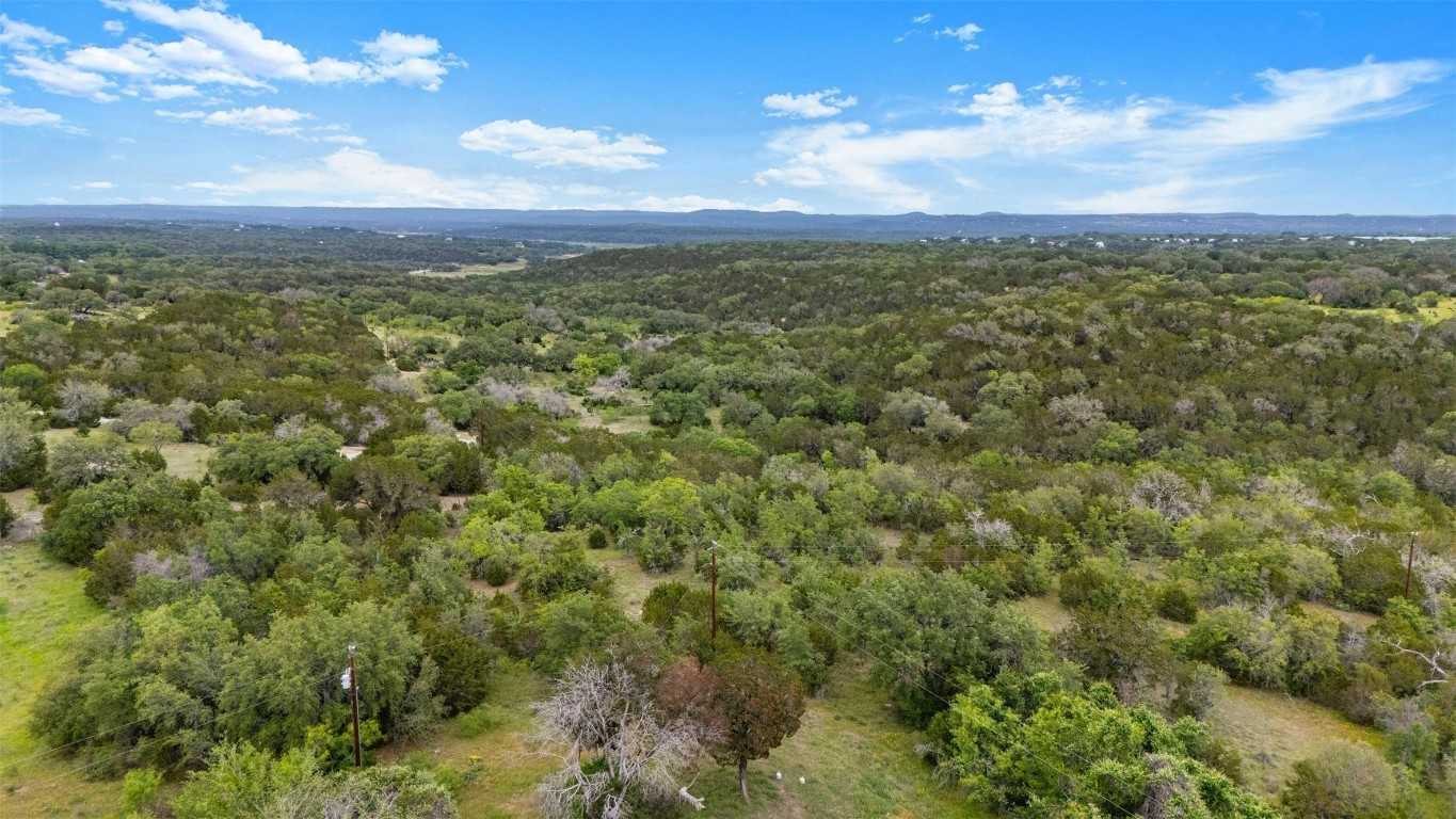 photo 2: 9425 County Road 404, Spicewood TX 78669