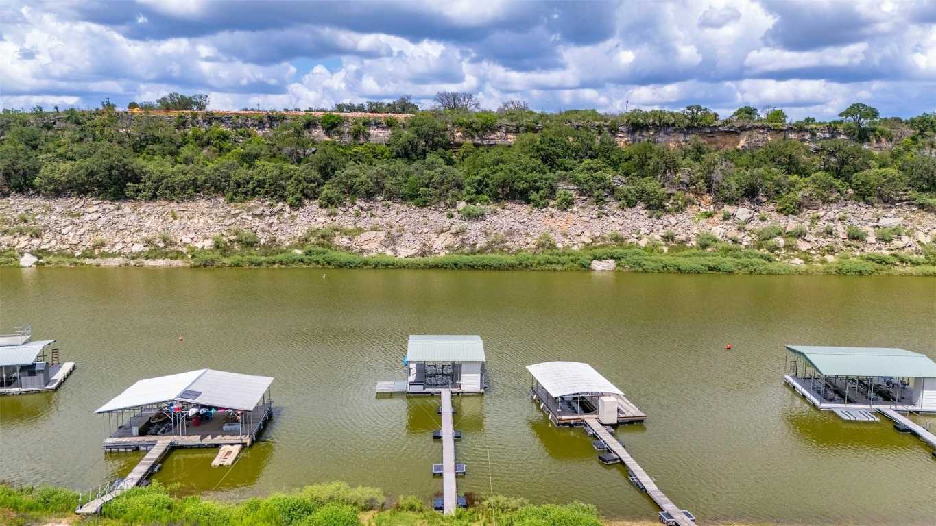 photo 2: 1217 Lake Shore Drive, Spicewood TX 78669