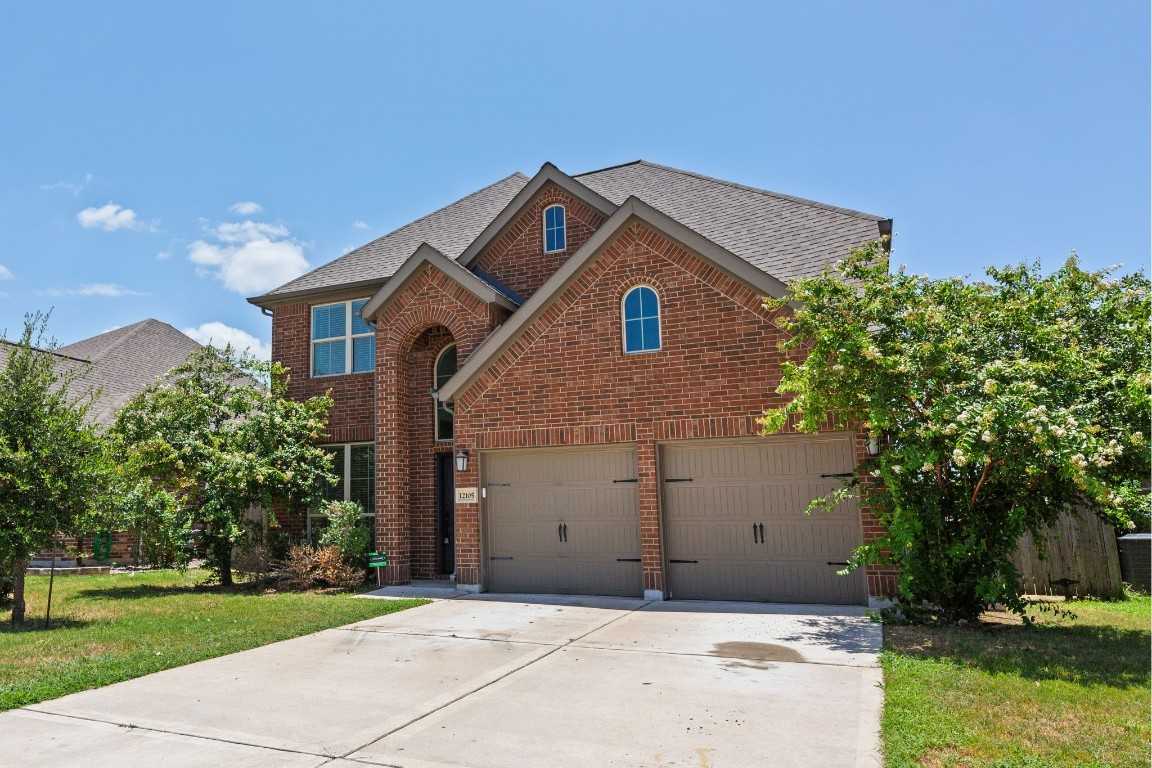 photo 2: 12105 Mossygate Trail, Manor TX 78653