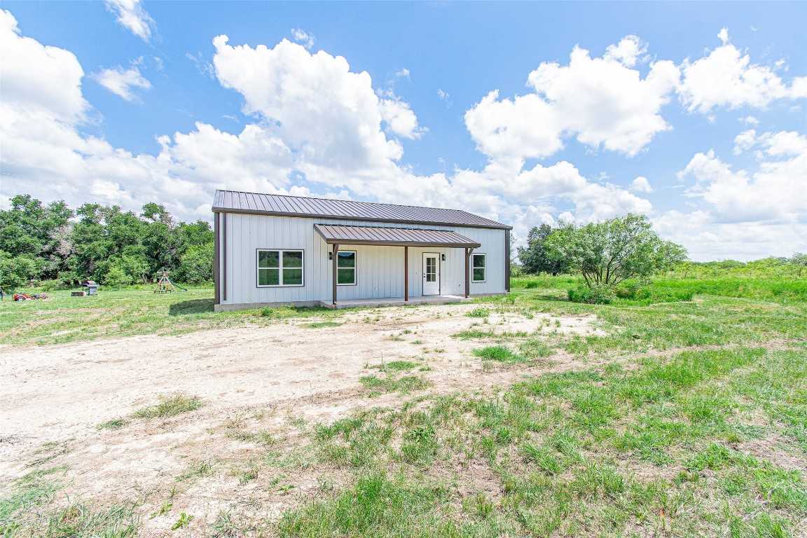 photo 2: 498 County Road 2337, Lampasas TX 76550