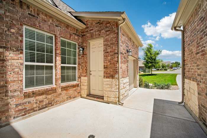 photo 2: 16517 Fluir Drive, Austin TX 78738