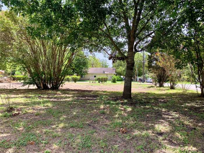 photo 1: 204 N Rio Grande Street, Lockhart TX 78644