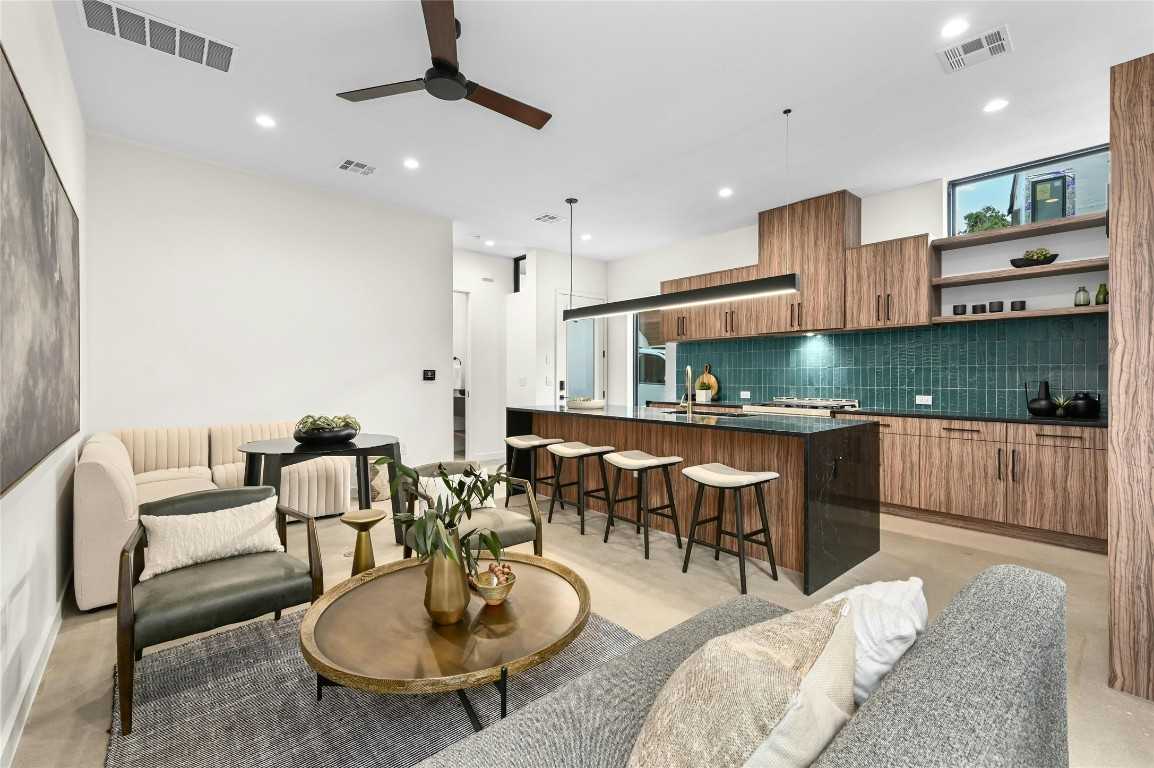 photo 1: 219 Lessin Lane Unit Unit 6, Austin TX 78704