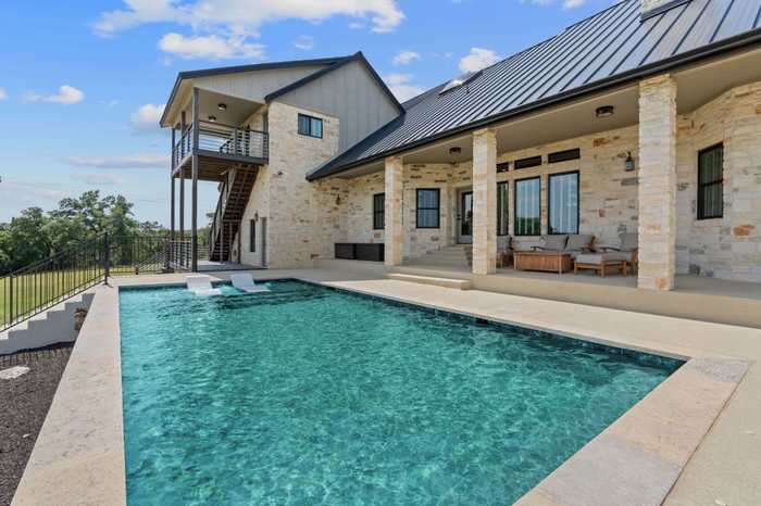 photo 1: 408 Skyline Road, Georgetown TX 78628