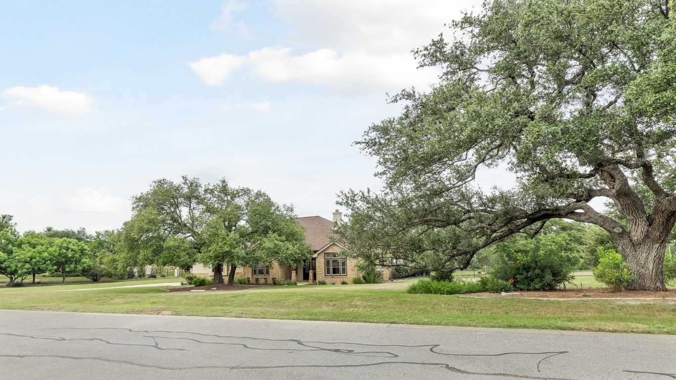 photo 3: 218 Candle Leaf Cove, Dripping Springs TX 78620