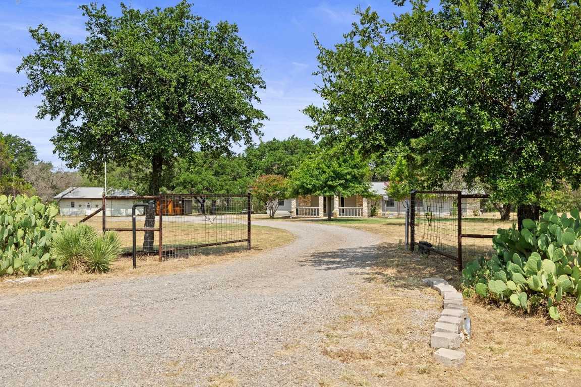 photo 1: 901 Timber Ridge Road, Marble Falls TX 78654