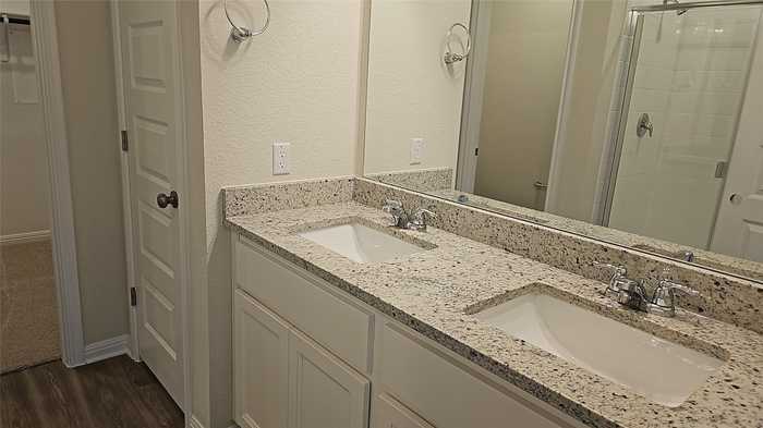 photo 3: 253 Tolo Drive, Elgin TX 78621