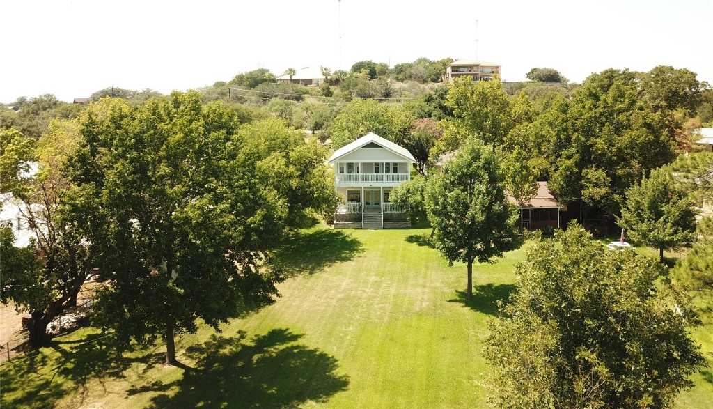 photo 2: 122 Mountain View Circle, Burnet TX 78611