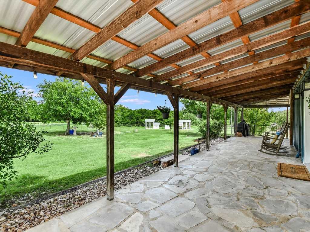 photo 3: 2150 County Road 282, Liberty Hill TX 78642