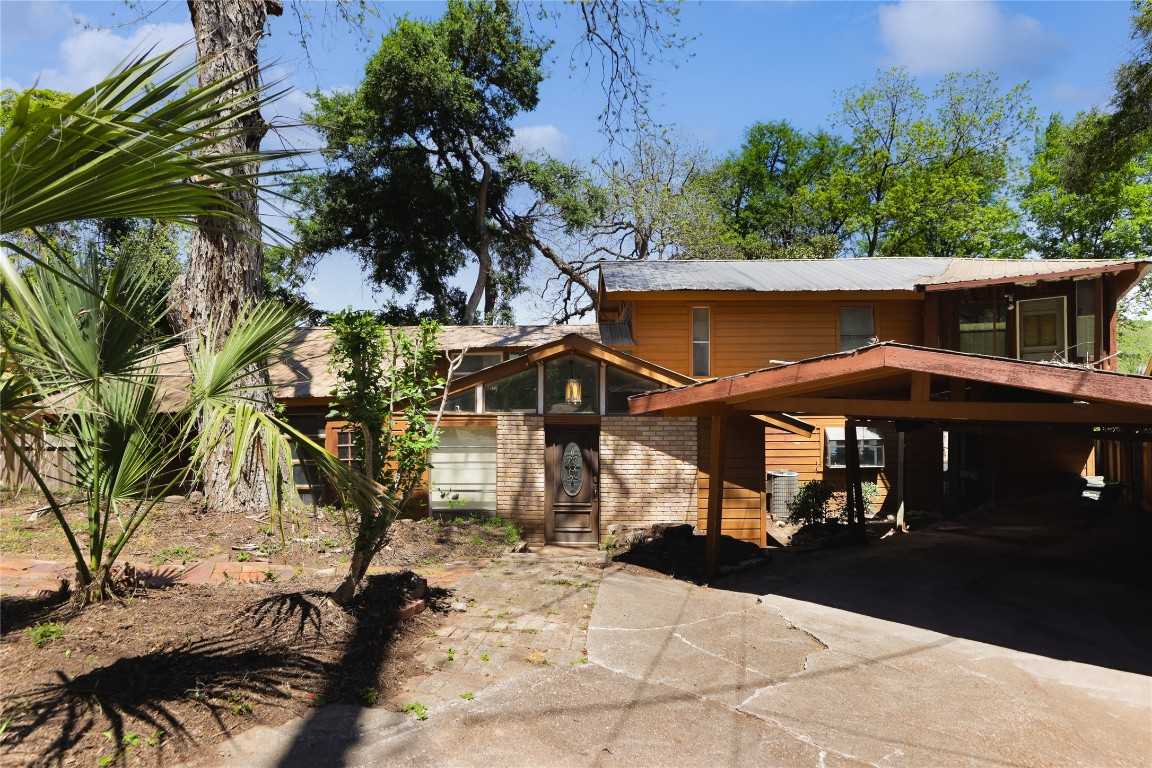 photo 2: 1810 Rockcliff Road, Austin TX 78746