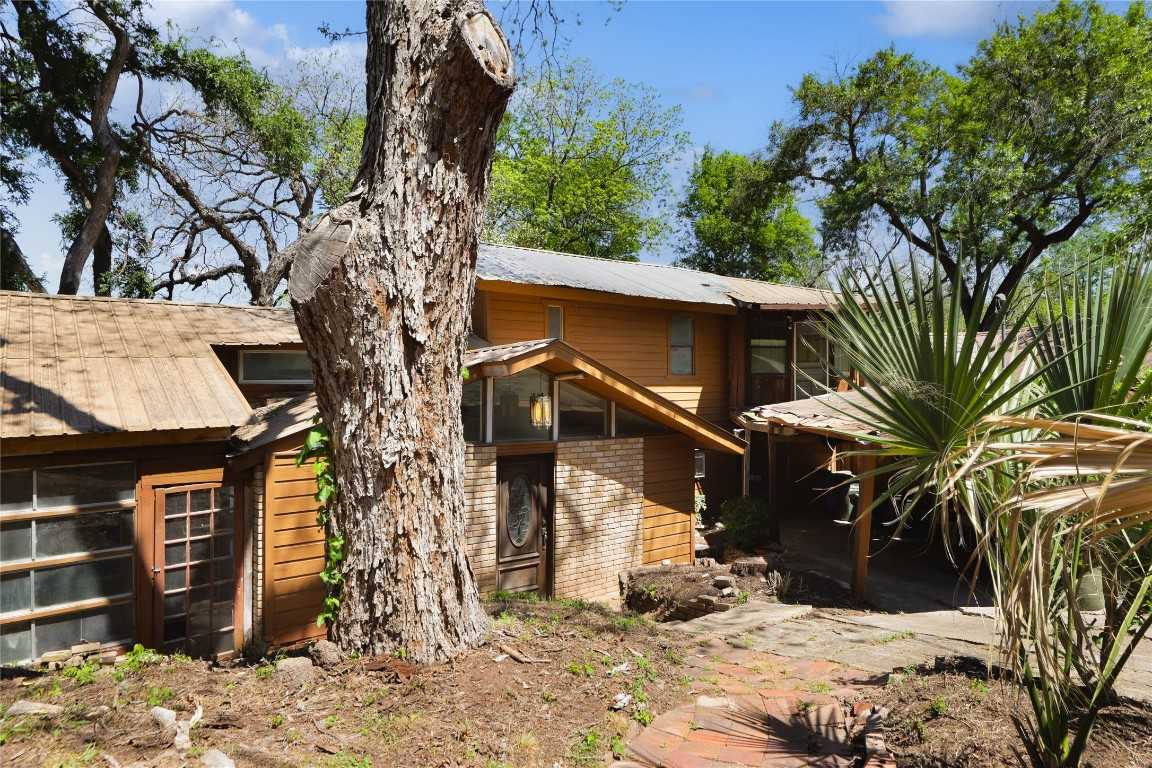 photo 3: 1810 Rockcliff Road, Austin TX 78746