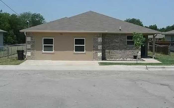 photo 1: 706 Brown Street, Lampasas TX 76550