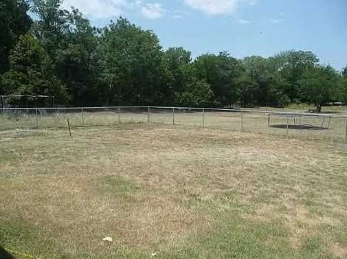 photo 2: 706 Brown Street, Lampasas TX 76550