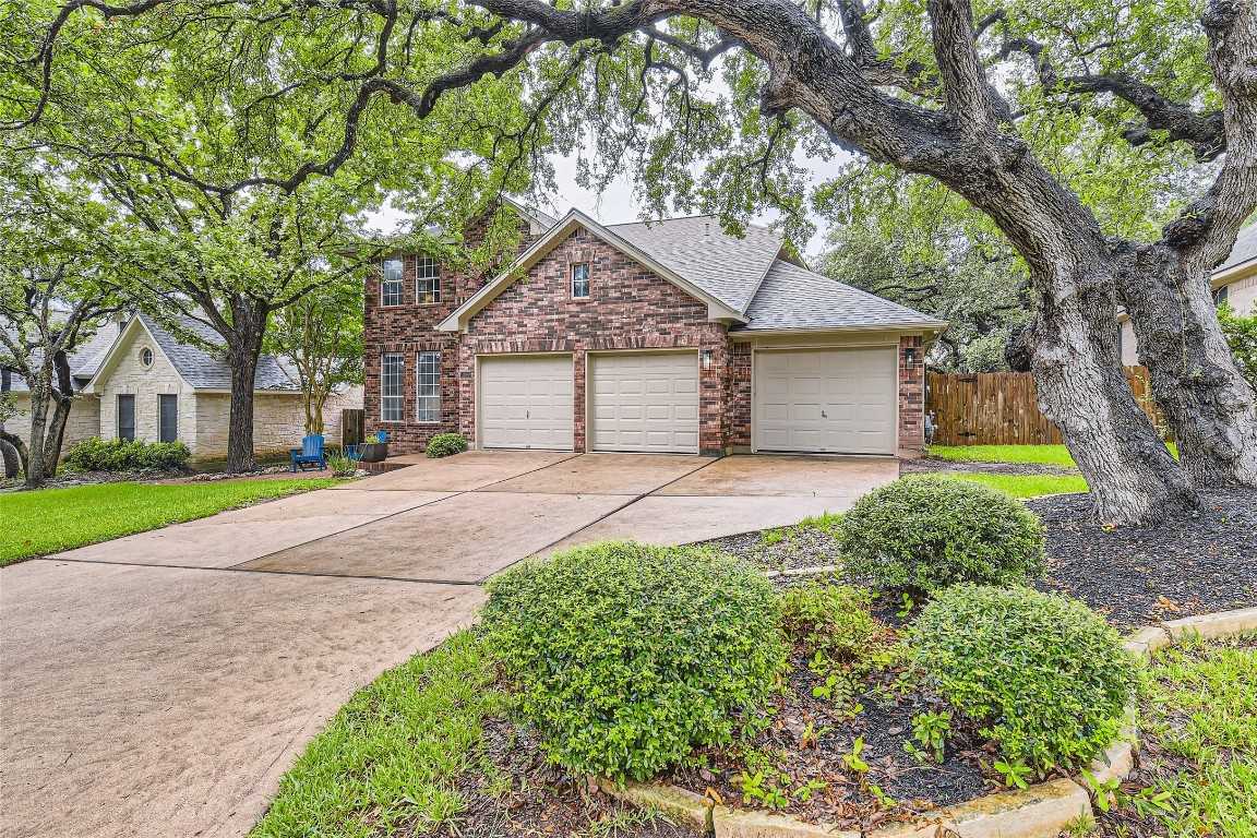 photo 2: 11322 Pebble Garden Lane, Austin TX 78739