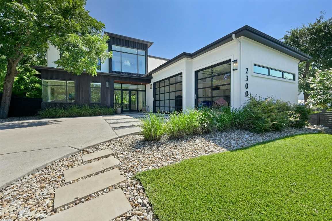 photo 2: 2300 Westover Road, Austin TX 78703