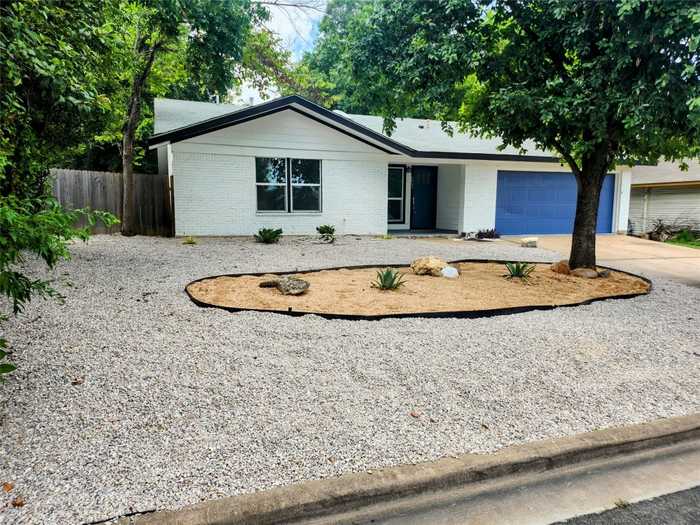 photo 1: 8804 Clarewood Drive, Austin TX 78758