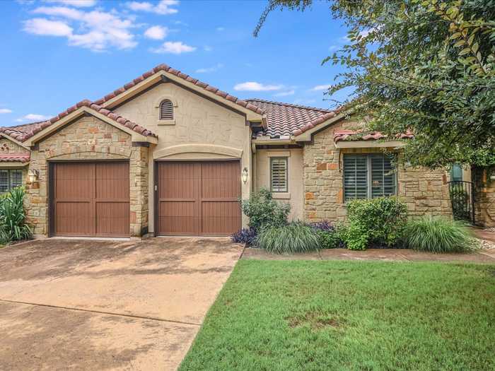 photo 1: 22 Borello Drive, Austin TX 78738