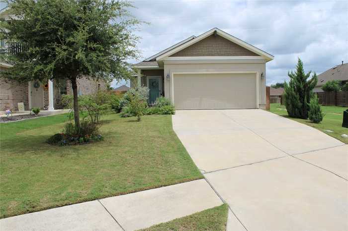 photo 1: 137 Trailstone Drive, Bastrop TX 78602