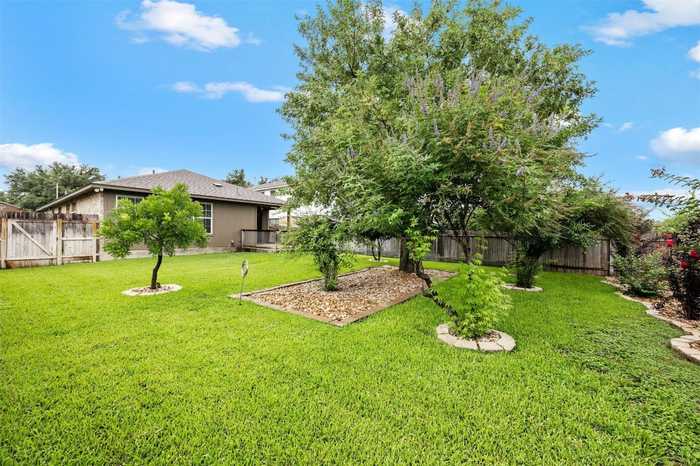 photo 2: 1517 Dillon Lake Bend, Leander TX 78641