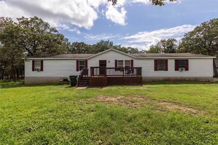 photo 1: 282 Texas Oak Drive, Cedar Creek TX 78612