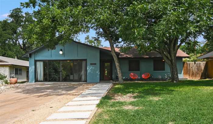 photo 1: 5302 Meadow Creek Circle, Austin TX 78745