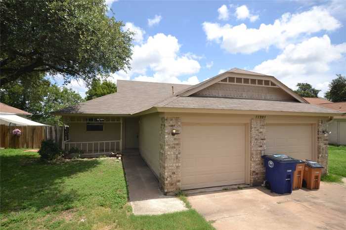 photo 1: 11951 Sunhillow Bend, Austin TX 78758