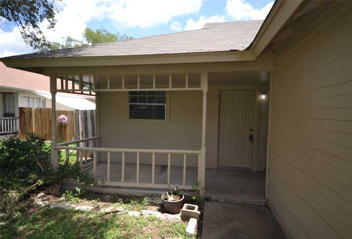 photo 2: 11951 Sunhillow Bend, Austin TX 78758