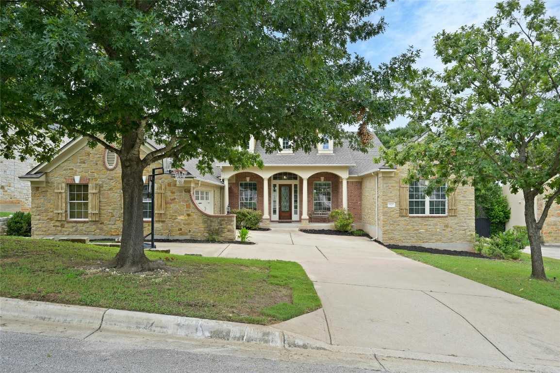 photo 2: 15402 Barrie Drive, Austin TX 78734