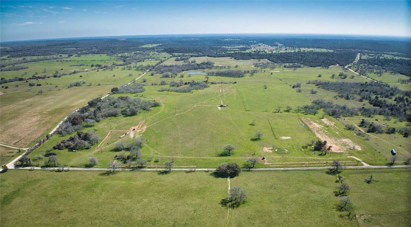 photo 1: 6024 Tenney Creek Road, Luling TX 78648