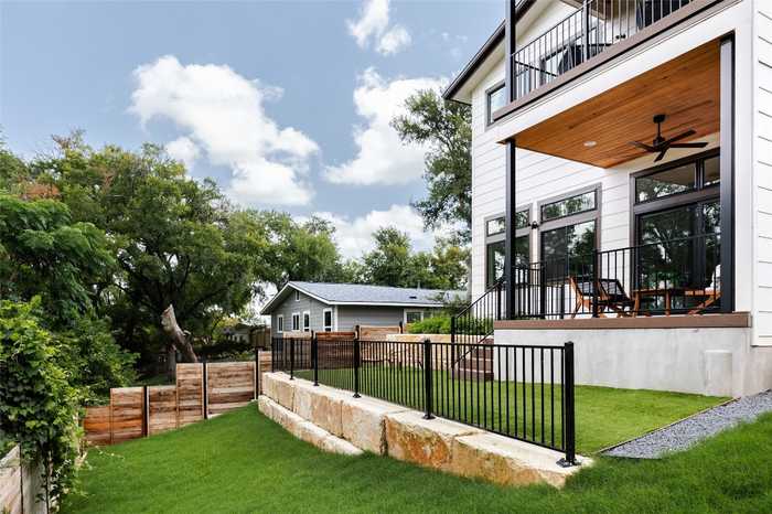 photo 39: 1702 Elmira Road Unit 2, Austin TX 78721