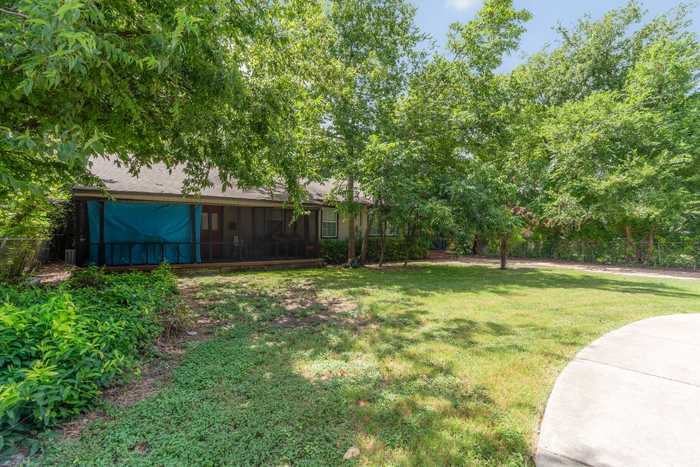 photo 2: 6905 GUADALUPE Street, Austin TX 78752