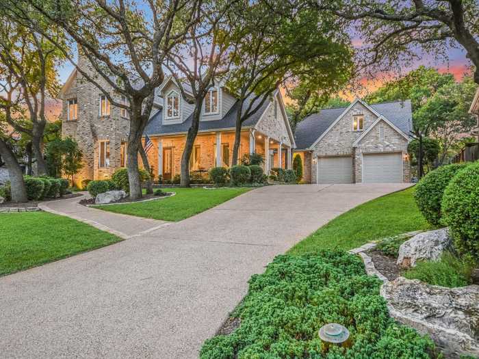 photo 1: 2008 Cerca Viejo Way, Austin TX 78746