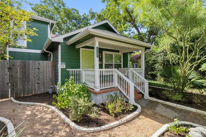 photo 1: 4203 Avenue A, Austin TX 78751