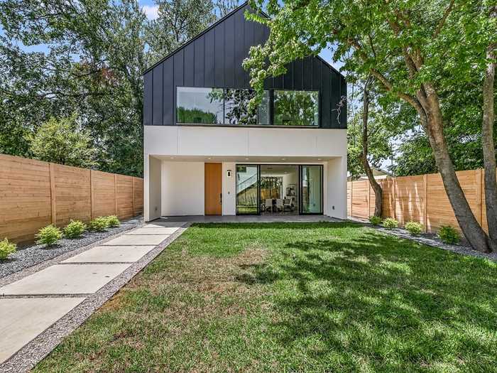 photo 25: 2903 E 14 Street, Austin TX 78702