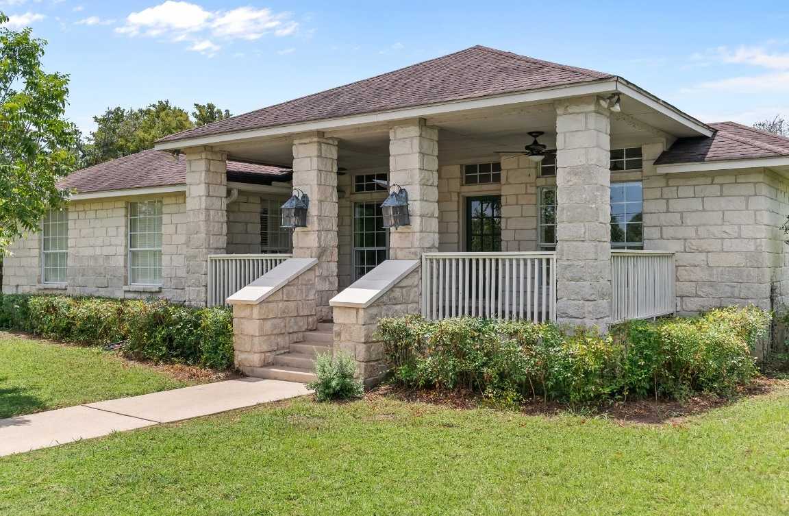 photo 1: 6405 Ridge Oak Road, Austin TX 78749