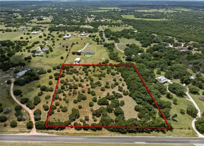 photo 2: 900 CR 282, Liberty Hill TX 78642