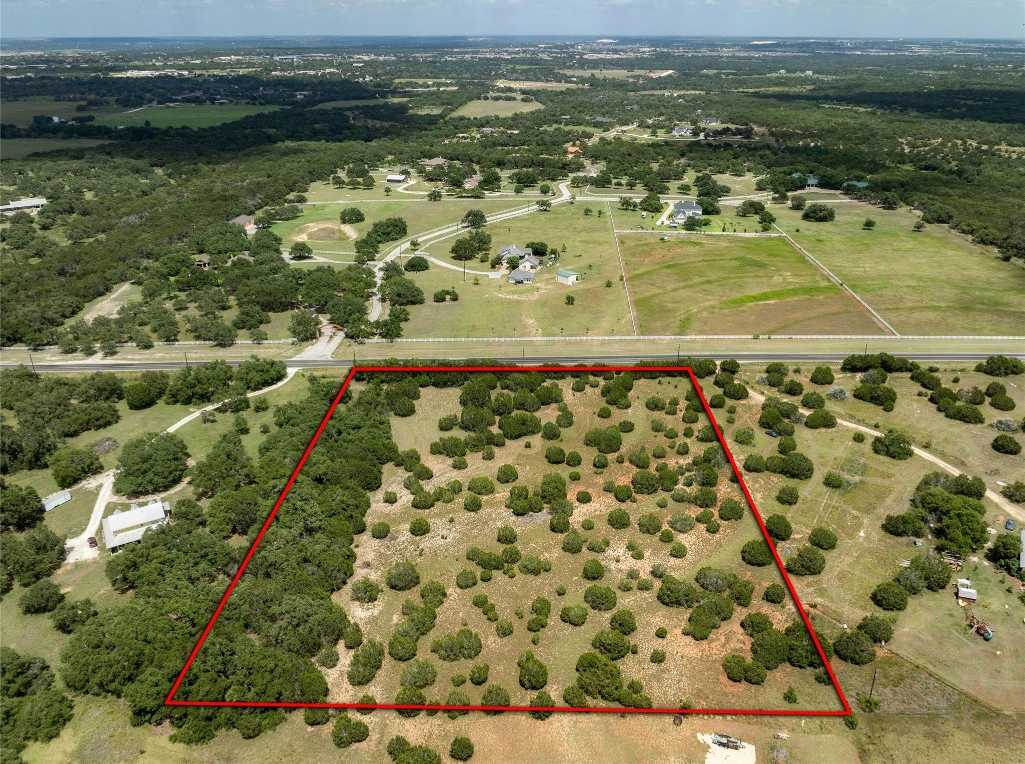 photo 3: 900 CR 282, Liberty Hill TX 78642