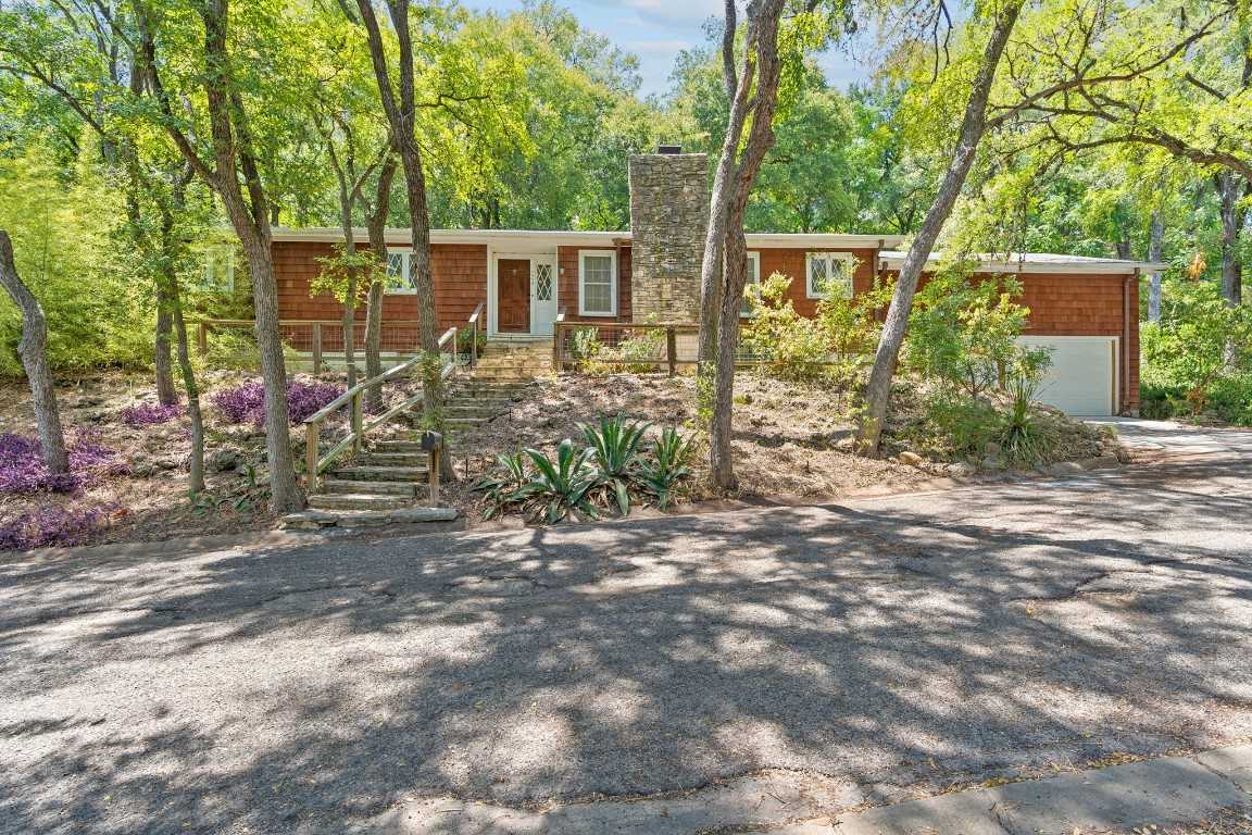 photo 2: 2408 Pemberton Parkway, Austin TX 78703