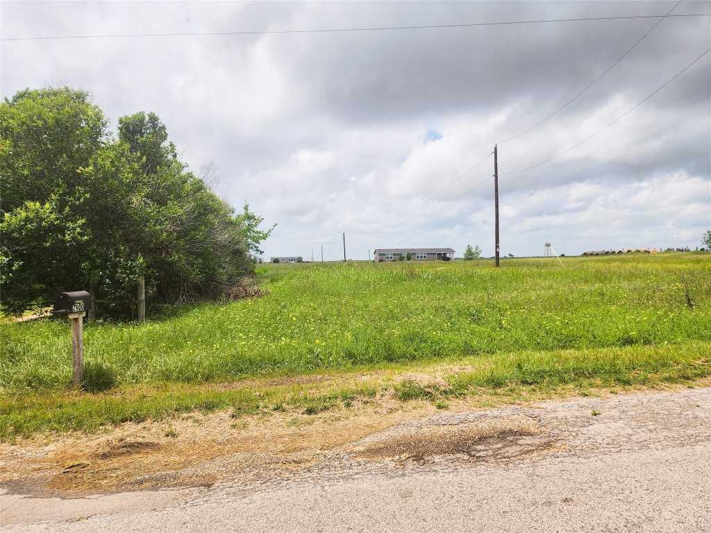 photo 3: 2804 Black Waxy Road Road, Taylor TX 76574