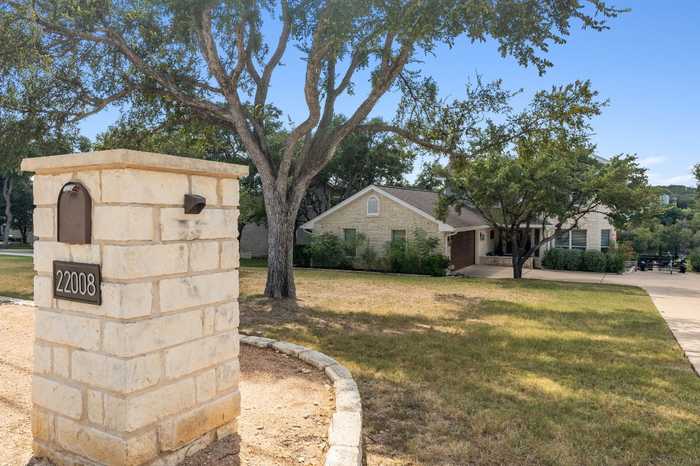 photo 38: 22008 Briarcliff Drive, Spicewood TX 78669