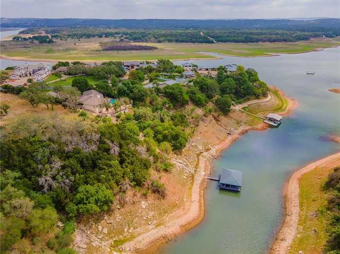 photo 2: 2707 Sailboat Pass, Spicewood TX 78669