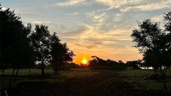 photo 1: 101 / Lot 7 Private Road 1295, Lampasas TX 76550