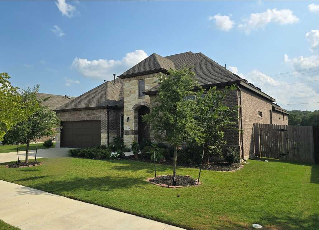 photo 2: 204 Pulitzer Drive, Hutto TX 78634