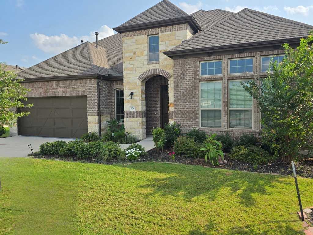 photo 3: 204 Pulitzer Drive, Hutto TX 78634