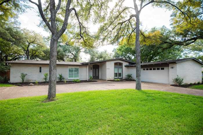 photo 1: 8400 Emerald Hill Drive, Austin TX 78759