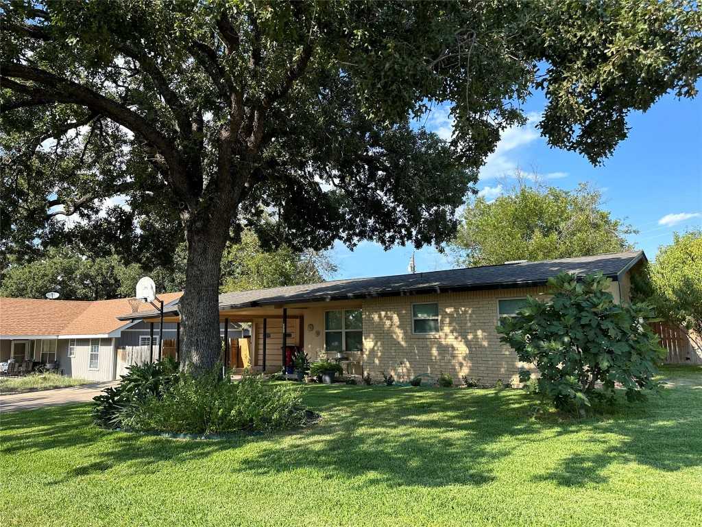 photo 1: 448 Elm Drive, Kingsland TX 78639