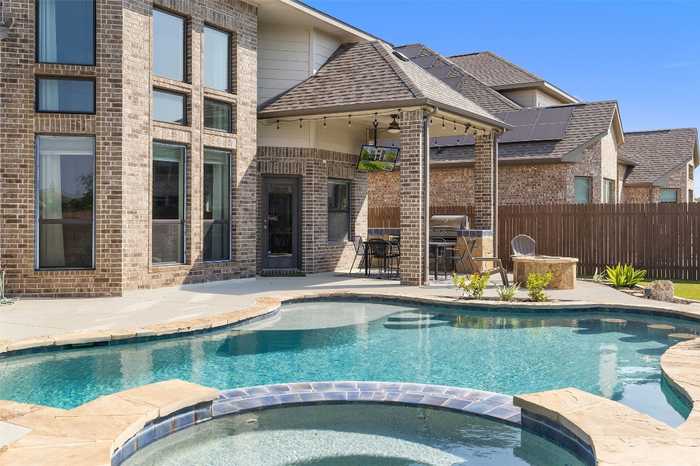 photo 1: 109 Mark Way, Liberty Hill TX 78642