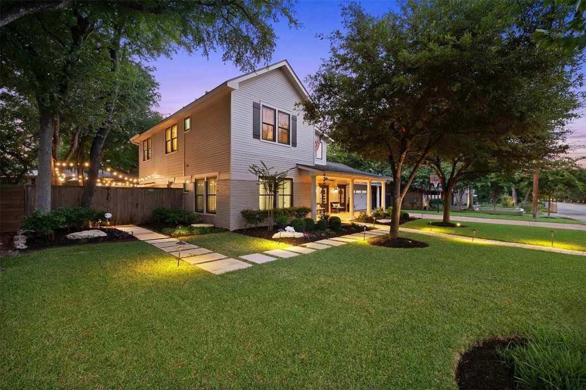 photo 1: 422 Ridgewood Road, Austin TX 78746