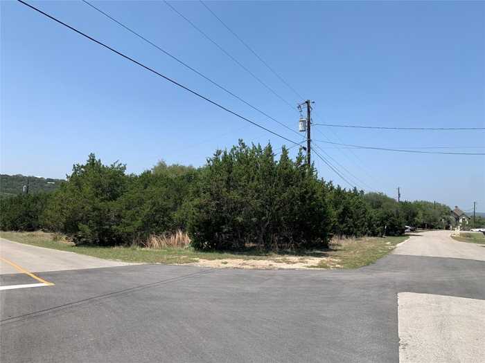 photo 10: 22300 Briarview Drive, Spicewood TX 78669